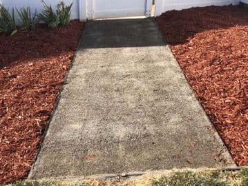 Rock & Mulch Beds